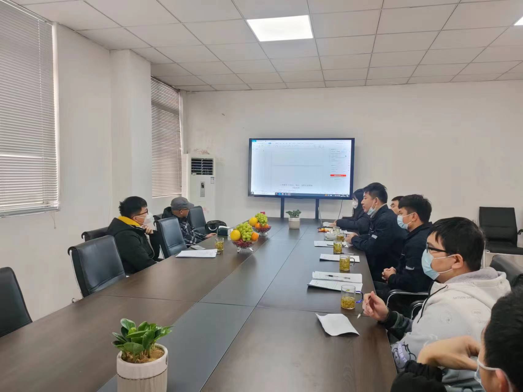 四川華川工業(yè)有限公司來(lái)我司驗收設備